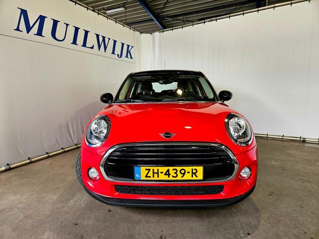 Mini COOPER 1.5 Cooper Business Edition / Automaat / Navi / NL Auto