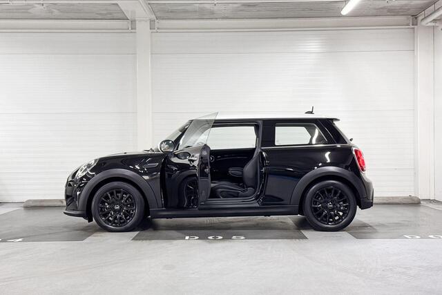 Mini COOPER 3-deurs Business Edition | Navigatiesysteem | Airco | Park Distance Control