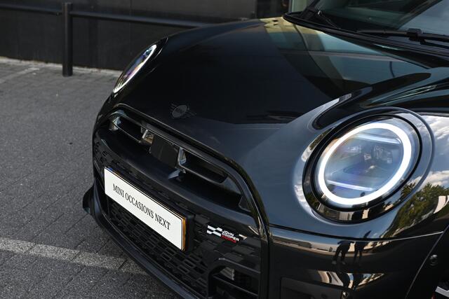 Mini COOPER Hatchback C Automaat / John Cooper Works / Pakket M / 18" JCW Lap Spoke 2-tone