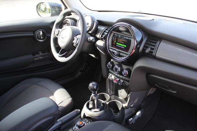 Mini COOPER Mini 1.5 Navigatie, 136PK!