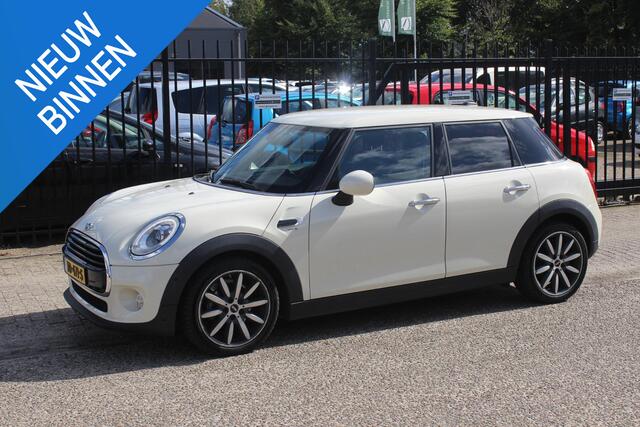 Mini COOPER Mini 1.5 5-deurs Chili, Navigatie