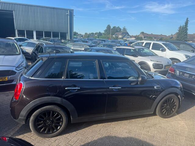 Mini COOPER Mini 1.5 Pepper Business
