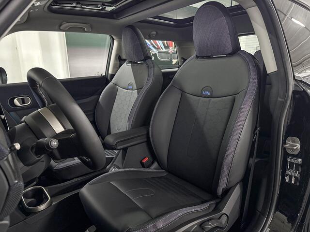 Mini COOPER C | Classic Uitvoering | Pakket M | Panorama dak | 17 inch Parallel Spoke 2-tone