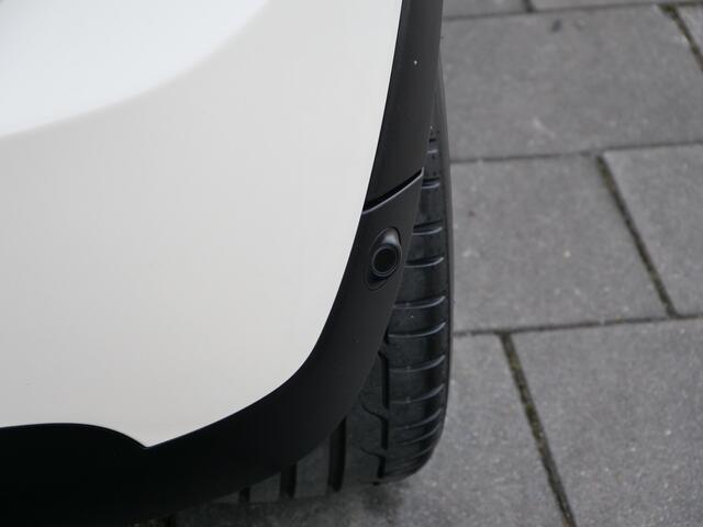 Mini COOPER Mini 1.5 136 Pk Automaat Apple Carplay / Navigatie / PDC / Stoelverwarming