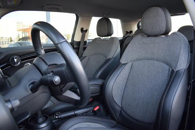 Mini COOPER Mini 1.5 Camden Edition | Apple CarPlay | Half Leer | Cruise | Climate