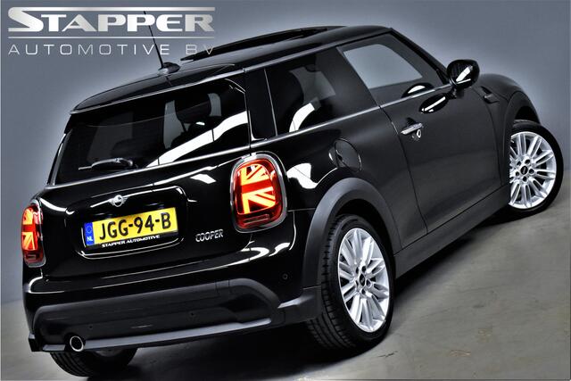 Mini COOPER Mini 1.5 MINI Yours Pano/Carplay/Navi/Led/Leer/Sportstoelen/Stoelverw./Pdc