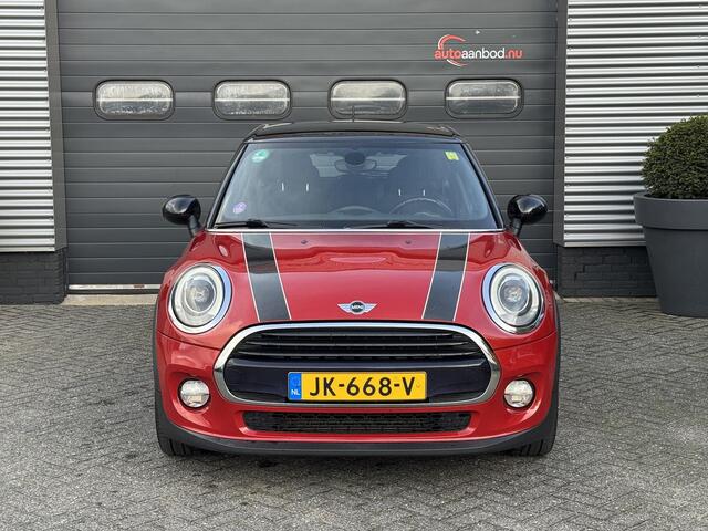 Mini COOPER Mini 1.5 Chili Serious Business | Navigatie | Climate Control | Parkeersensoren | Lichtmetalen Velgen |