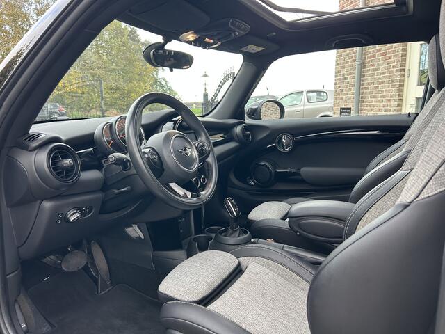 Mini COOPER Mini 1.5 136pk AUT. Chili Panorama Navi