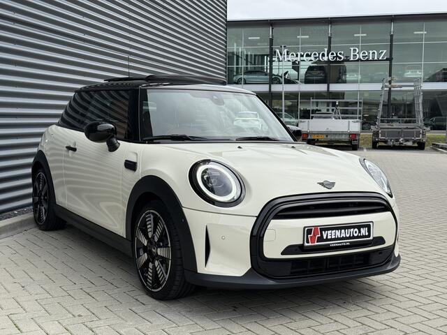 Mini COOPER Mini 1.5 MINI Yours Pano/Leder/Camera/Apple/Stoel+stuur warm
