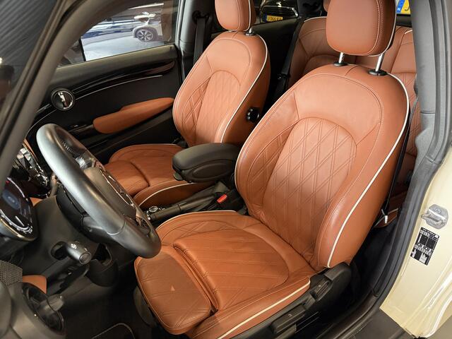 Mini COOPER Mini 1.5 MINI Yours Pano/Leder/Camera/Apple/Stoel+stuur warm