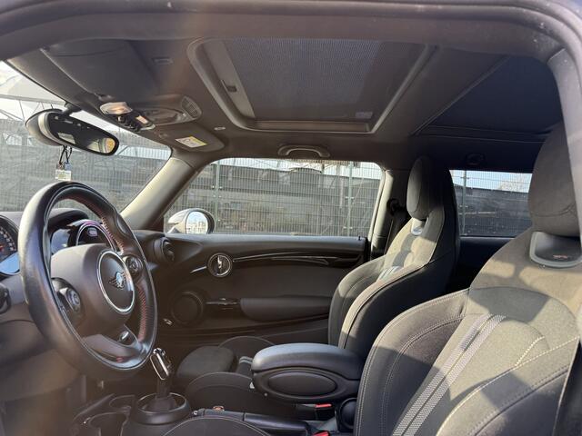 Mini COOPER Mini 1.5 Chili JCW Pakket ! Navi,Pano,LED. Facelift !! Emerald Grey !!!