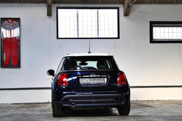 Mini COOPER Mini 1.5 Camden Edition | Apple Carplay | Dakreling | Stoelverwarming | Camera | NL auto | BTW |