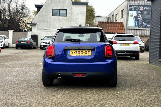 Mini COOPER Mini 1.5 | Black Edition