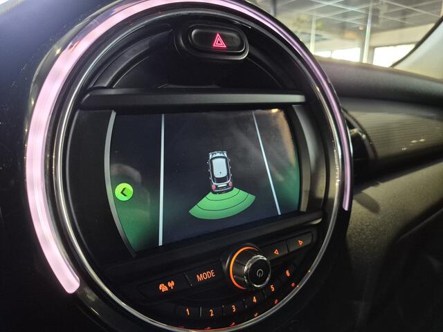 Mini COOPER Mini 1.5 | Bi-tone | Navi | Cruise | Sensoren | Verw. stoelen