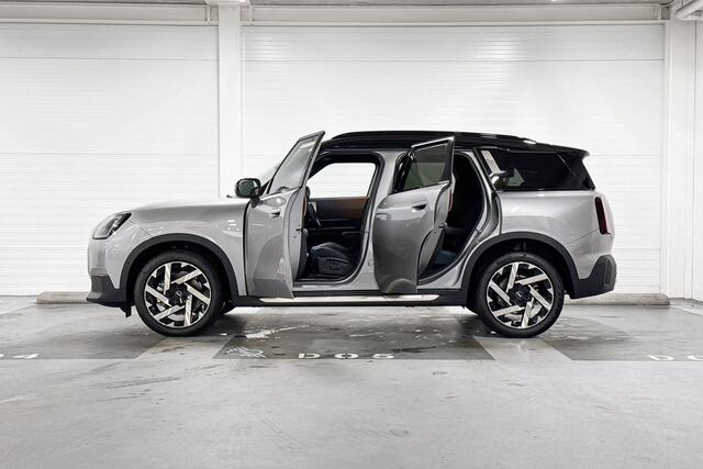 Mini COUNTRYMAN C | Favoured Trim | Pakket XL | 19" Kaleido Spoke two-tone