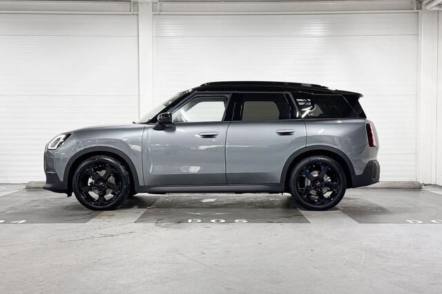 Mini COUNTRYMAN E | Classic Uitvoering | Pakket S | 19"JCW Runway Spoke Jet Black