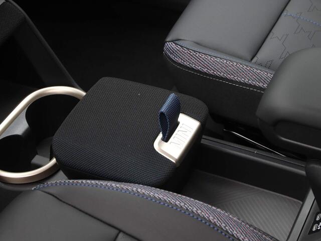 Mini COUNTRYMAN C Classic Pakket M