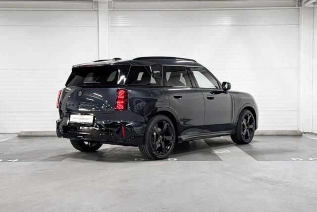 Mini COUNTRYMAN SE All4 | John Cooper Works Uitvoering | Pakket XL | 19"JCW Runway Spoke Jet Black