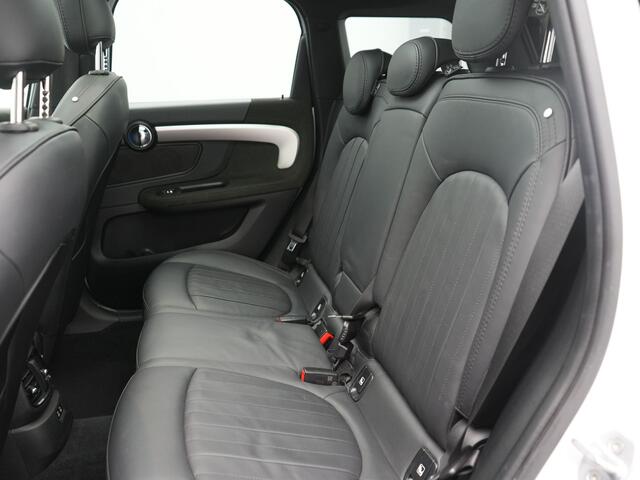 Mini COUNTRYMAN Mini 2.0 John Cooper Works ALL4 Chili - Automaat - Achteruitrijcamera -Stoelverwarming - 306 PK