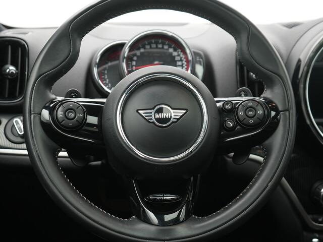 Mini COUNTRYMAN Mini 2.0 John Cooper Works ALL4 Chili - Automaat - Achteruitrijcamera -Stoelverwarming - 306 PK