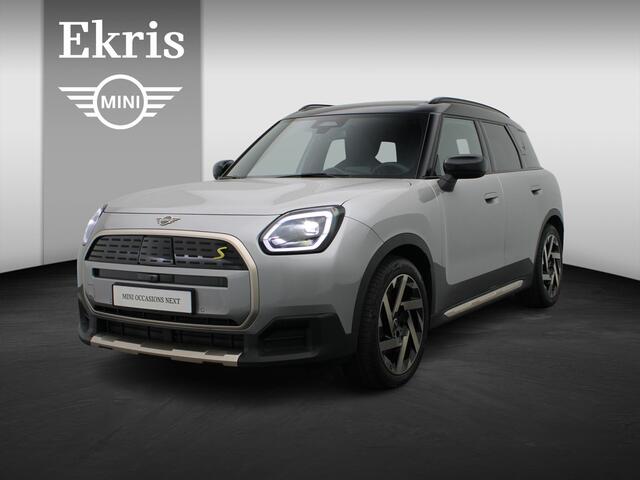 Mini COUNTRYMAN SE ALL4 Favoured + Pakket L + Glazen panoramadak + Driving Assistant Plus + Parking Assistant Plus + Harman Kardon + Elektrisch verwarmde voorstoelen + 19''