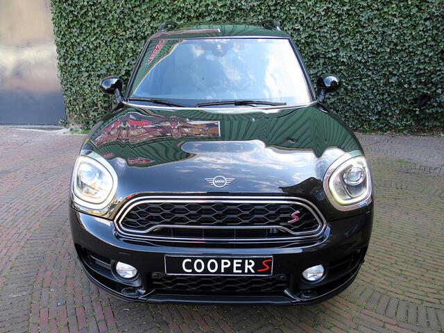 Mini COUNTRYMAN 2.0 Cooper S Chili F60 automaat 1 eig. Pano.dak, HK audio, XL-Navi en 19"