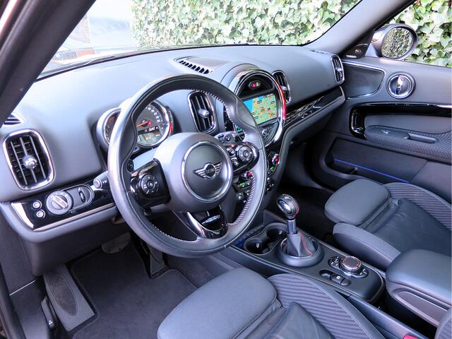 Mini COUNTRYMAN 2.0 Cooper S Chili F60 automaat 1 eig. Pano.dak, HK audio, XL-Navi en 19"