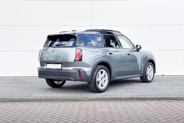 Mini COUNTRYMAN C Classic uitvoering | Trekhaak | Panoramadak | Head-Up Display