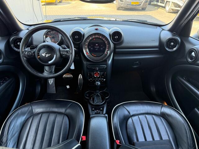 Mini COUNTRYMAN Mini 2.0 Cooper SD ALL4 Chili ? Leder ? PDC ? AUT ?