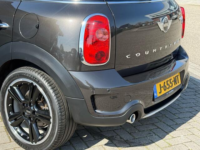 Mini COUNTRYMAN Mini 2.0 Cooper SD ALL4 Chili ? Leder ? PDC ? AUT ?