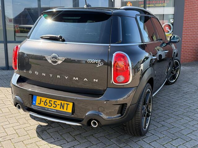 Mini COUNTRYMAN Mini 2.0 Cooper SD ALL4 Chili ? Leder ? PDC ? AUT ?