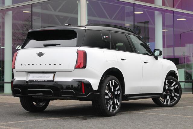 Mini COUNTRYMAN C Automaat / John Cooper Works / Pakket L / 20" JCW Flag Spoke 2-tone