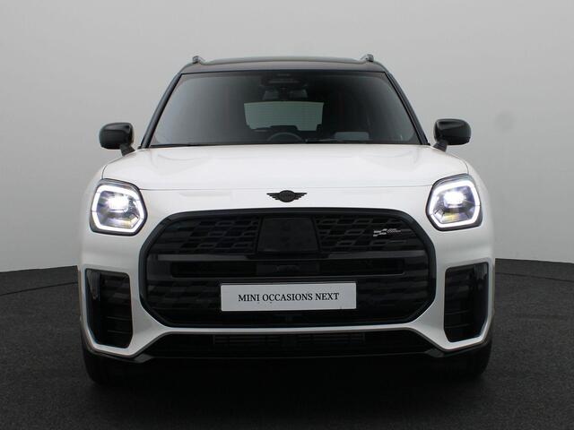 Mini COUNTRYMAN John Cooper Works Pakket XL + Glazen panoramadak + Parking Assistant Plus + Driving Assistant Professional + Harman Kardon + Trekhaak + 20''