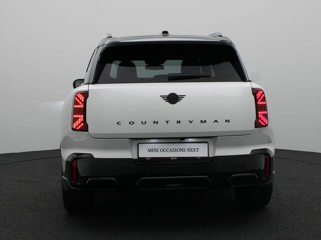 Mini COUNTRYMAN John Cooper Works Pakket XL + Glazen panoramadak + Parking Assistant Plus + Driving Assistant Professional + Harman Kardon + Trekhaak + 20''