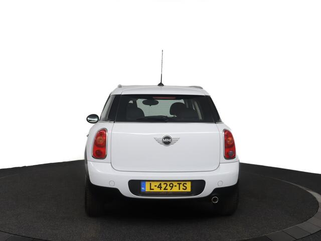 Mini COUNTRYMAN Mini 1.6 D One Pepper | Navi | bluetooth | Sfeerlicht |