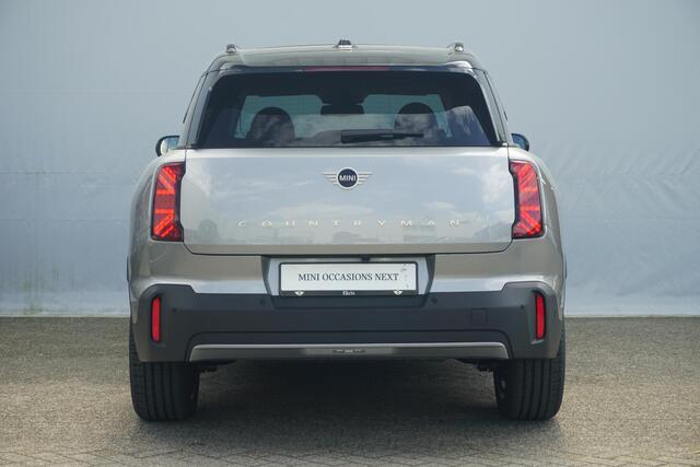 Mini COUNTRYMAN C / Classic Uitvoering / Pakket L / 19'' LM Velgen /