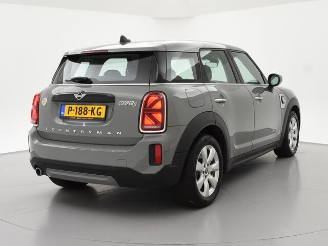 Mini COUNTRYMAN Mini 2.0 COOPER S E ALL4 PLUG-IN HYBRID 220 PK MOONWALK GREY + UNION JACK ACHTERLICHTEN | LED