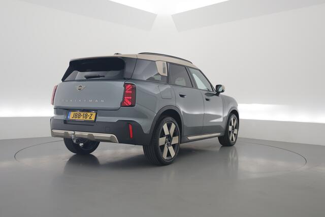 Mini COUNTRYMAN Mini 1.5 C Favoured | Pakket XL | Pano | HUD | Massage | Harman Kardon | 20'' | Elek. Trekhaak |