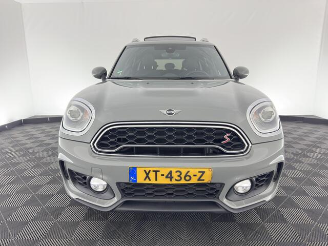 Mini COUNTRYMAN Mini 2.0 Cooper S Knightsbridge Edition JCW-Sportpack Aut. *PANO | LUXURY-LEATHER | FULL-LED | HARMAN/KARDON-AUDIO | HEATED-SPORTSEATS | KEYLESS | CAMERA | AMBIENT-LIGHT | NAVI-FULLMAP | HEAD-UP | PRIVACY-GLASS | SHIFT-PADDLES | 18''ALU*