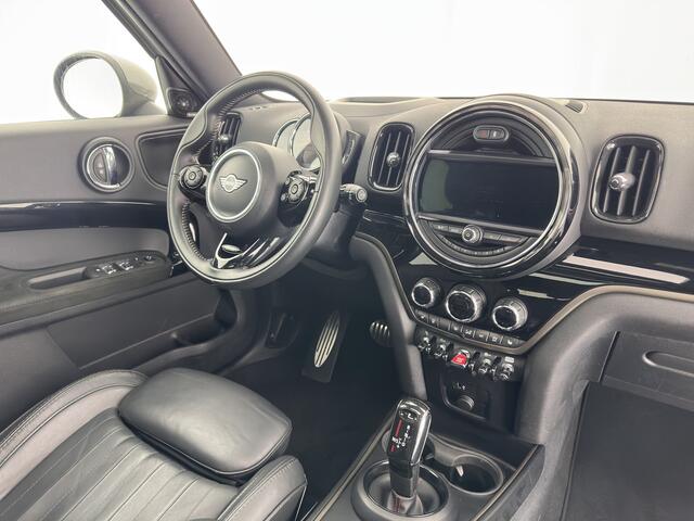 Mini COUNTRYMAN Mini 2.0 Cooper S Knightsbridge Edition JCW-Sportpack Aut. *PANO | LUXURY-LEATHER | FULL-LED | HARMAN/KARDON-AUDIO | HEATED-SPORTSEATS | KEYLESS | CAMERA | AMBIENT-LIGHT | NAVI-FULLMAP | HEAD-UP | PRIVACY-GLASS | SHIFT-PADDLES | 18''ALU*