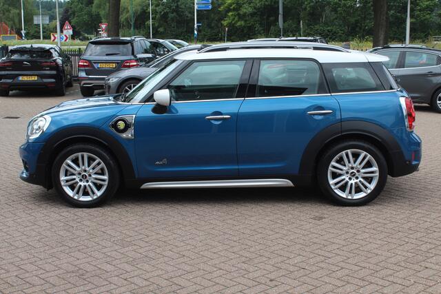 Mini COUNTRYMAN Mini 2.0 Cooper S E ALL4 Chili 27.637 km! / Panoramadak / Camera / Head-up / Apple CarPlay / Navigatie / 18'' / Sportstoelen / Stoelverwarming / DAB / Cruise Control