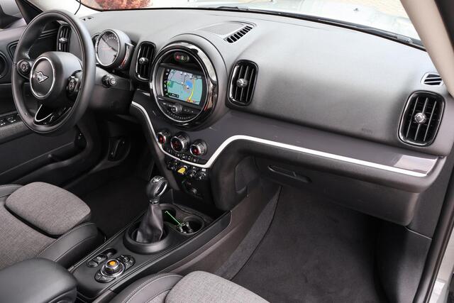 Mini COUNTRYMAN Mini 2.0 Cooper S E ALL4 Salt NAP | Volledig Onderh. | BTW | 225PK | 2 Kabels | Keyless | Carplay | PDC | LED | Cruise | Start/Stop | Hill-Hold