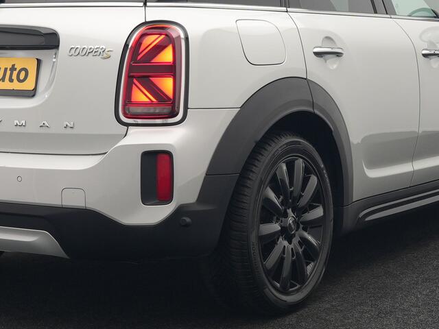 Mini COUNTRYMAN 2.0 Cooper S E ALL4 MINI Yours 225pk Dealer O.H PHEV | Panodak | Head Up | Adaptive Cruise | Lederen Sportstoelen Memory & Verwarmd | Camera | Apple Carplay | Navigatie | Keyless | Virtual | DAB |