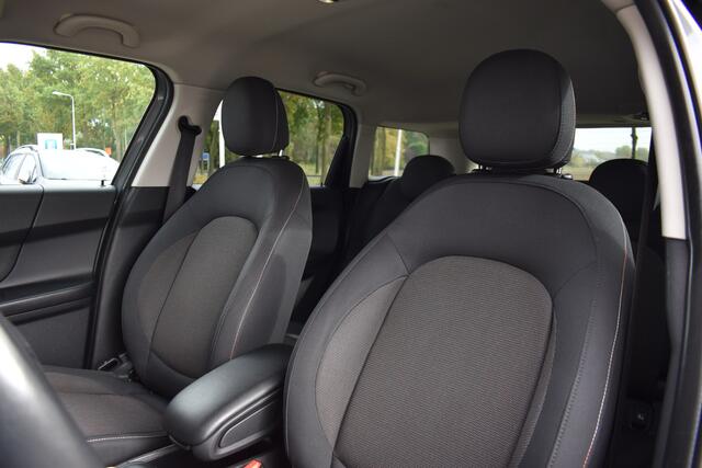 Mini COUNTRYMAN 1.5 One Business Edition Automaat / Parkeerhulp / Keyless / Trekhaak / Harman Kardon / 18'' LM / LED