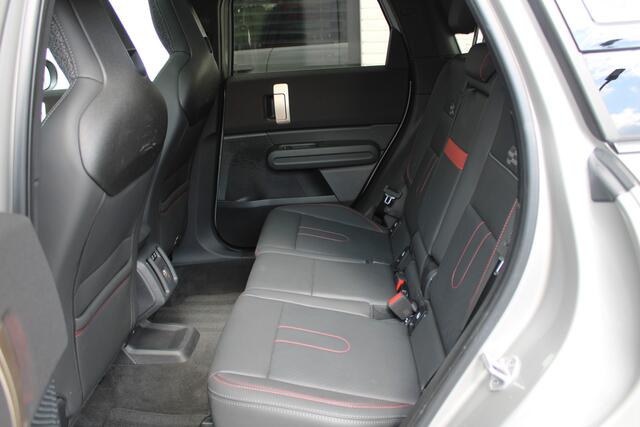 Mini COUNTRYMAN Mini 1.5 C John Cooper Works XL / NL-auto / Panorama / 9.000km / Vol Opties / NIEUWSTAAT