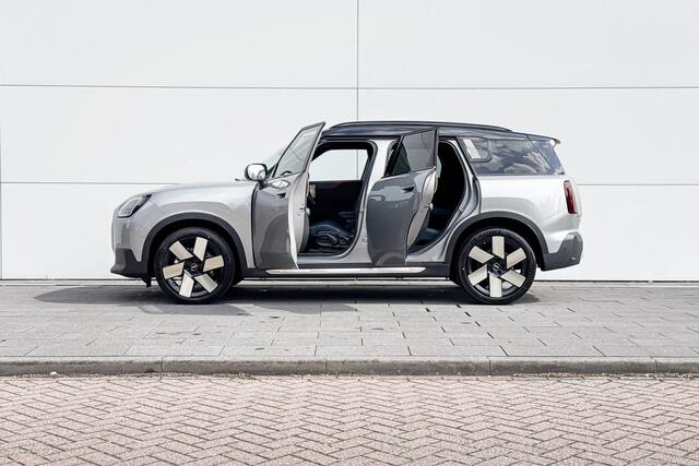 Mini COUNTRYMAN C Favoured M Plus