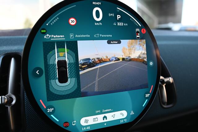 Mini COUNTRYMAN E / Favoured Trim / Pakket M / 20" Windmill Spoke 2-tone