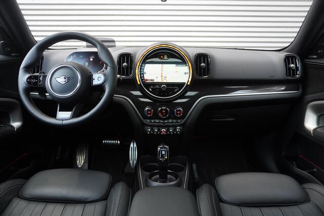 Mini COUNTRYMAN 2.0 Cooper S Rockingham GT JCW-pakket | Glazen schuif-/kanteldak | Vollederen bekleding YOURS | Adaptive Cruise Control | Stuur-, stoel- en voorruitverwarming | Harman Kardon | Head-Up Display