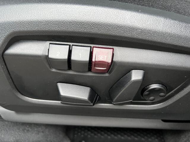 Mini COUNTRYMAN Mini 1.5 C John Cooper Works XL PANO/MASSAGE ALLE OPTIE'S!!