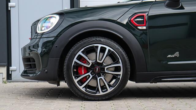Mini COUNTRYMAN Mini 2.0 John Cooper Works ALL4 Chili | Harman/Kardon | Panoramadak | Head-up | Adaptieve Cruise Control